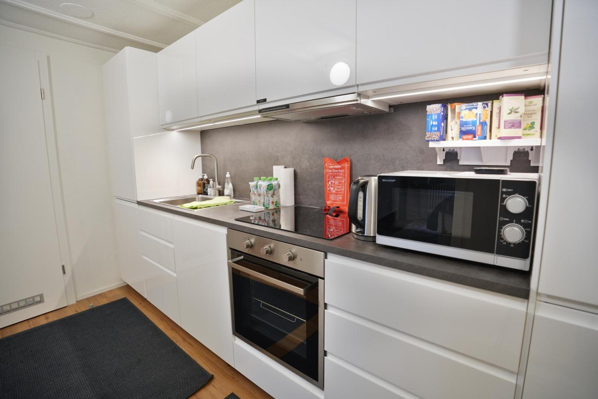 Cozy City Center, 4 Bedroom- 120Sq, 5Min Walk To Main Station Basel Luaran gambar